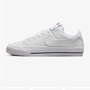 White Nike size 8.5 women’s